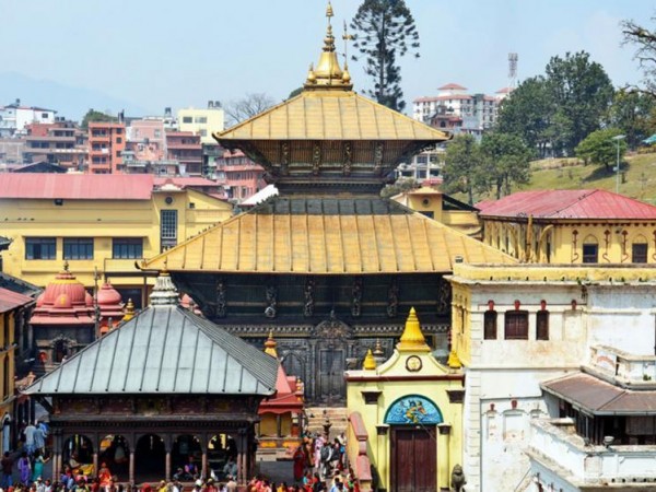 पशुपतिमा सुनको जलहरी लगाउने निर्णयविरुद्ध सर्वोच्चमा रिट दायर