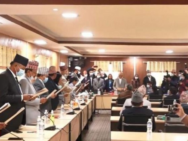 राष्ट्रिय सभामा निर्वाचित भएका १९ सदस्यहरुले गरे शपथ ग्रहण