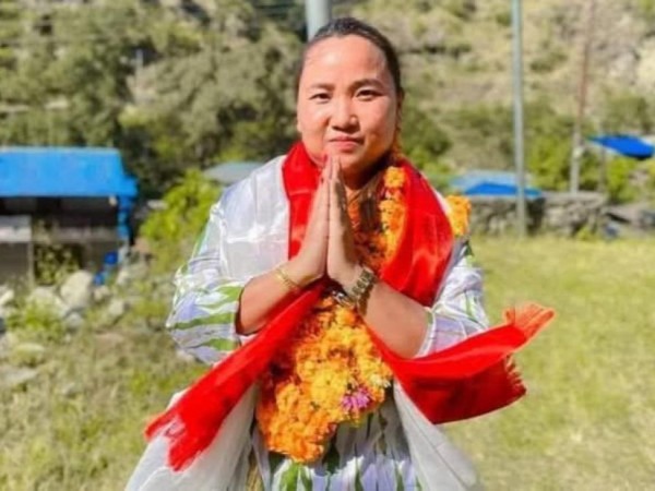 गाैरीशंकर गाउँपालिकाकाे उप प्रमुखमा २०५ मतले एमालेका शेर्पा बिजयी ।
