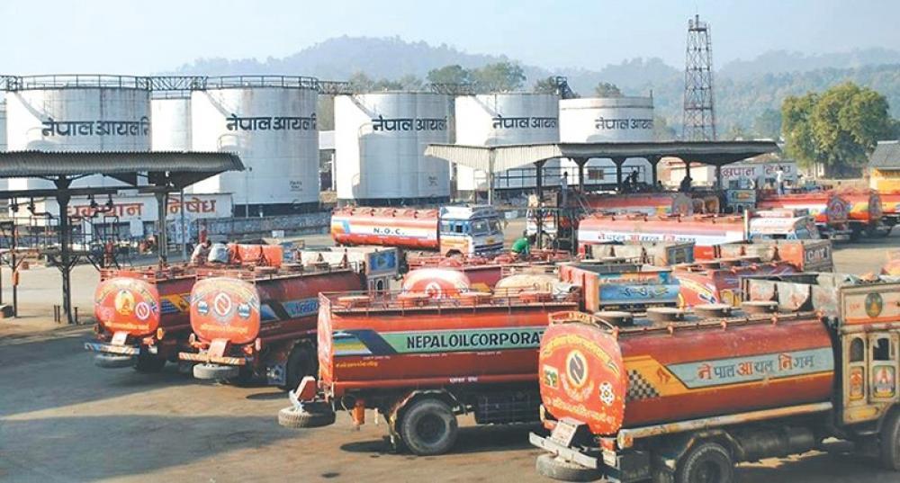 भारतबाट खरिद गर्ने पेट्रोलियम पदार्थको मूल्य घट्यो