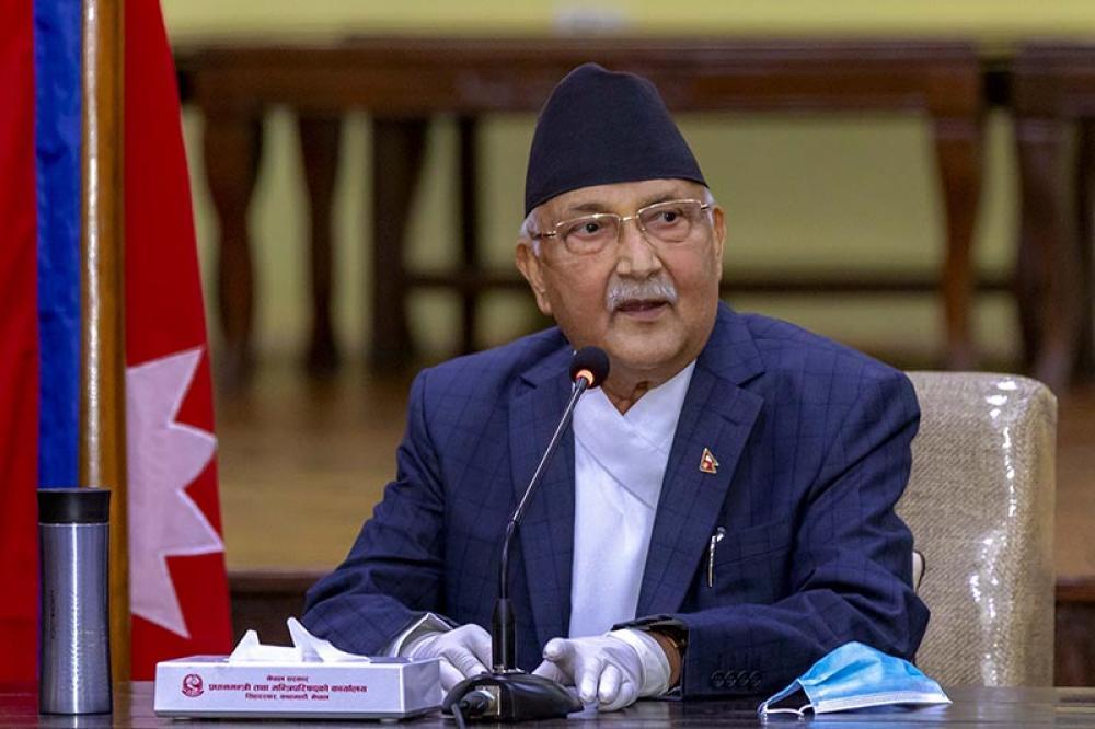 मानव अधिकार आयोगमा अध्यक्ष केपी शर्मा ओलीको भ्रमण