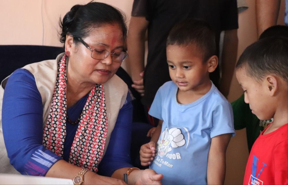कुनैपनि बालबालिका सडकमा बेवारिसे अवस्थामा भेटिनुहुँदैन: मन्त्री चौधरी