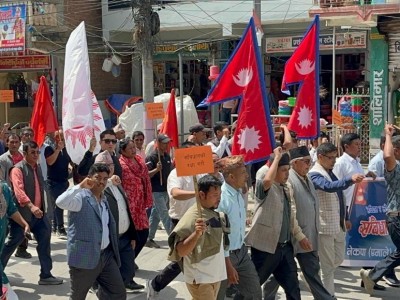 संविधान दिवसको उपलक्ष्यमा एमाले रामेछाप द्वारा र्याली तथा कार्यकर्ता भेला कार्यक्रम सम्पन्न ।