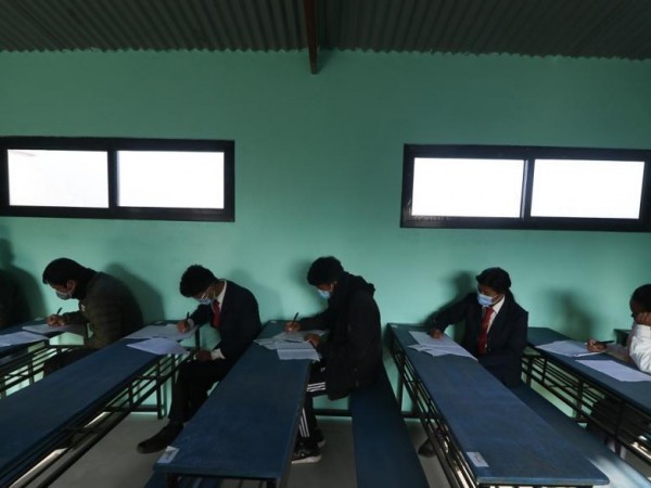 देशभर एक साथ कोरोना कहरबीच यसरी लिइयो १२ कक्षाको परीक्षा