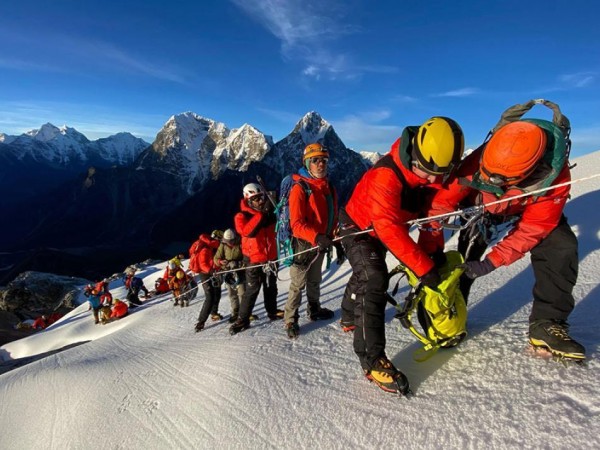 दोस्रो आरोहण अनुमति मनास्लुमा