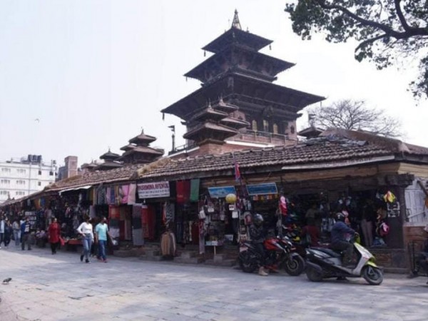 काठमाडौं महानगरले सम्पदा क्षेत्रका पसल छिटो हटाउन पुरातत्व विभागलाई गर्यो आग्रह 