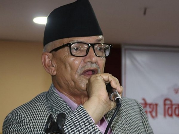 मुख्यमन्त्रीले सबै अस्पतालमा अक्सिजन प्लान्ट जडान गर्न दिए निर्देशन