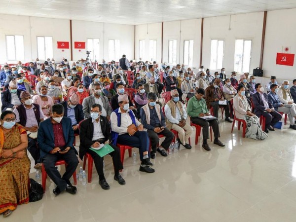 एमालेले बोलायो केन्द्रीय कमिटी बैठक