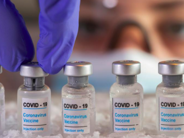 १२ देखि १७ वर्षसम्मका बालबालिकालाई दोस्रो डोज खोप दिँदै ललितपुर महानगरपालिका