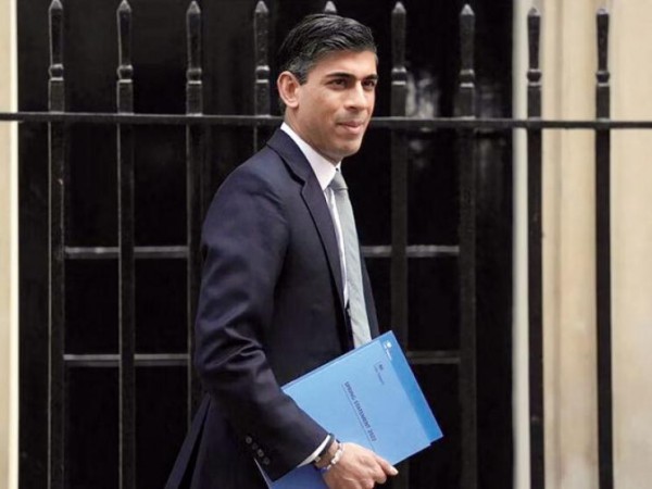 प्रधानमन्त्री देउवाले दिए सुनकलाई बधाई