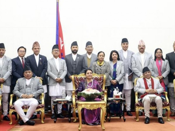 १२ मन्त्रीसहित र ३ राज्यमन्त्री नियुक्त