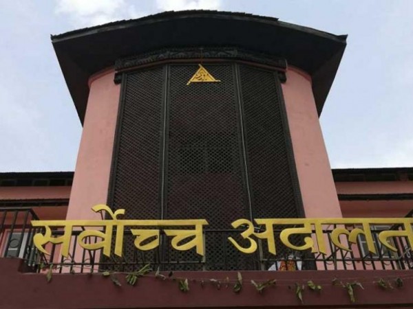 पूर्व प्रधानमन्त्रीहरू माधवकुमार नेपाल र डा. बाबुराम भट्टराईको विरुद्ध अनुसन्धान गर्न सर्वोच्च अदालतको आदेश