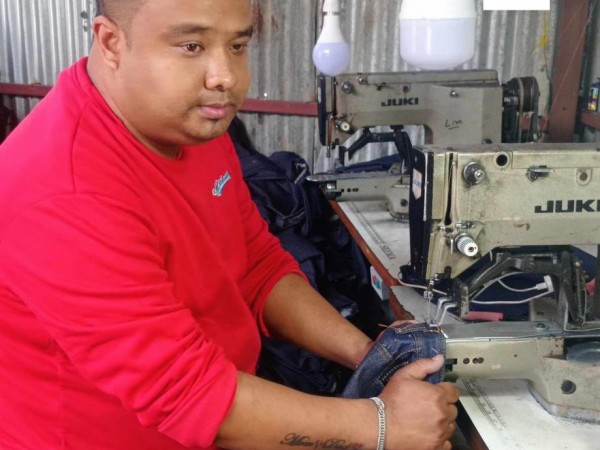 आज मे एक तारीक श्रमिक दिवस ।