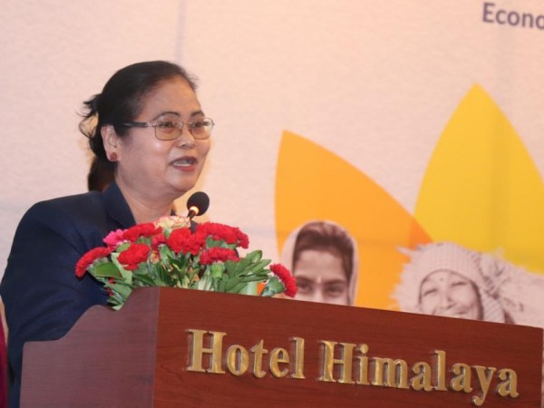 महिलाको आर्थिक स्तर माथि उठाउन हाम्रा कार्यक्रम गरिब लक्षित हुनुपर्छ: मन्त्री चौधरी