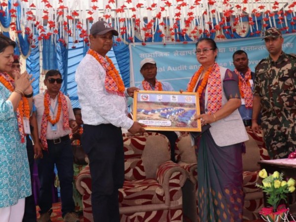 सुनसरी औराबनीका २० घरपरिवार भूमिहिनलाई भवन निर्माण गरी हस्तान्तरण