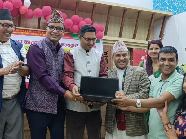 सम्पर्क मञ्चको दशै उपहार कार्यक्रम सार्वजनिक ,भण्डारीले जिते  प्रथम  पुरस्कार ।