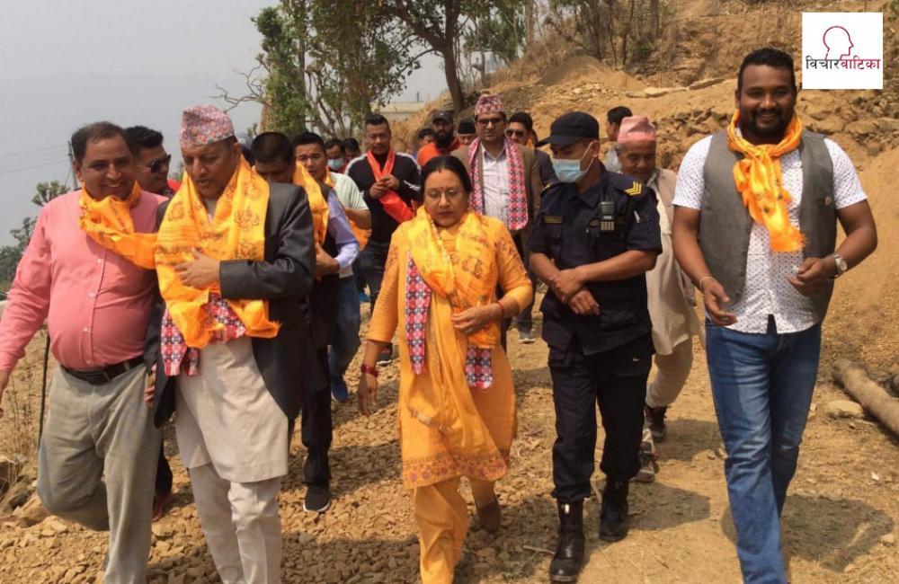 मन्त्री ढुंगेललाई रामेछापमा भव्य स्वागत  