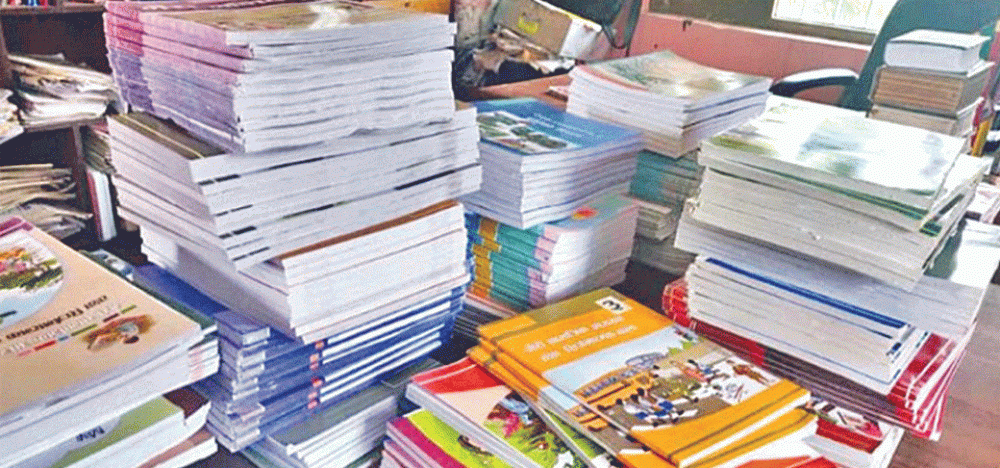 सरकारले कक्षा १२ सम्म अध्ययन गर्ने विद्यार्थीलाई निःशुल्क पाठ्यपुस्तक उपलब्ध गराउने 