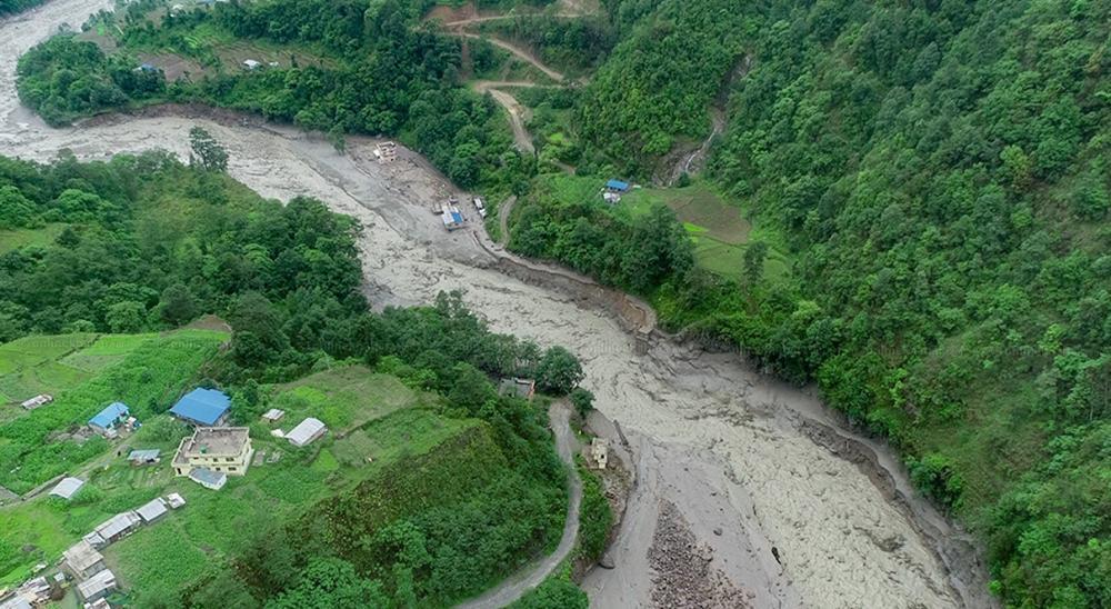 फेरी बढ्यो मेलम्चीको बहाव, सतर्क रहन आग्रह 