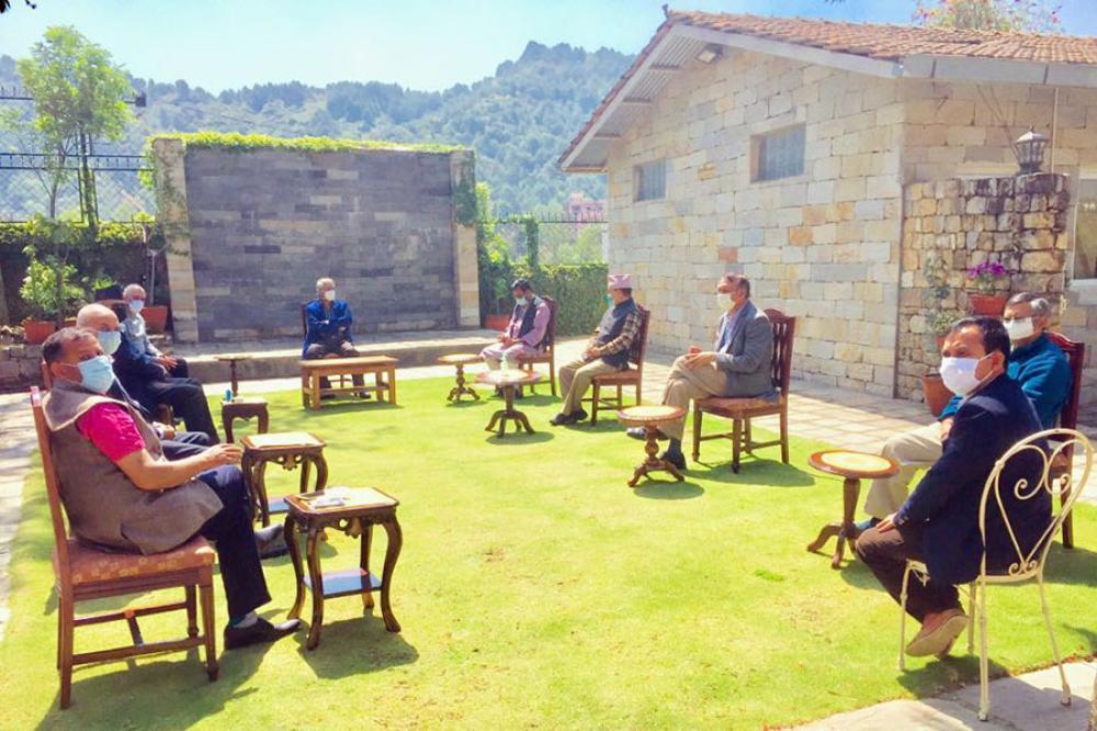 कांग्रेस पदाधिकारी आज बैठक बस्दै