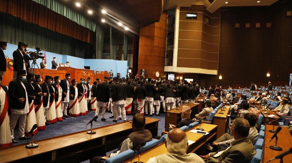 बैठक शुरु हुनासाथ एमालेको अवरोध १५ मिनेटको लागि स्थगित