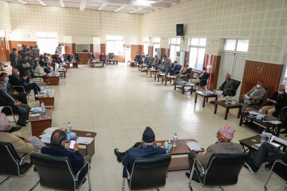 नेताहरुले बोल्ने क्रम नसकिएपछि भोलि पनि बैठक बस्ने