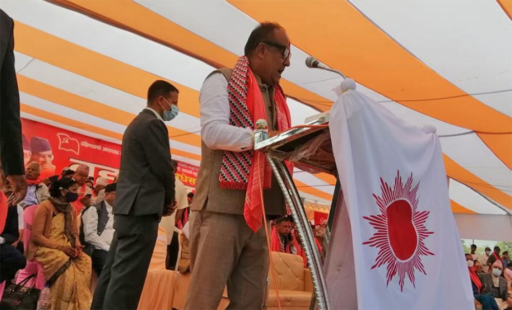 मेयर र उपमेयर दुवै एमालेमा प्रवेश