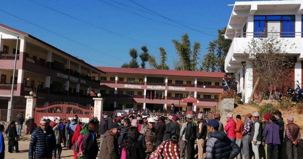 दोलखामा मतदान सम्पन्न, आदि मात्र मत खस्यो