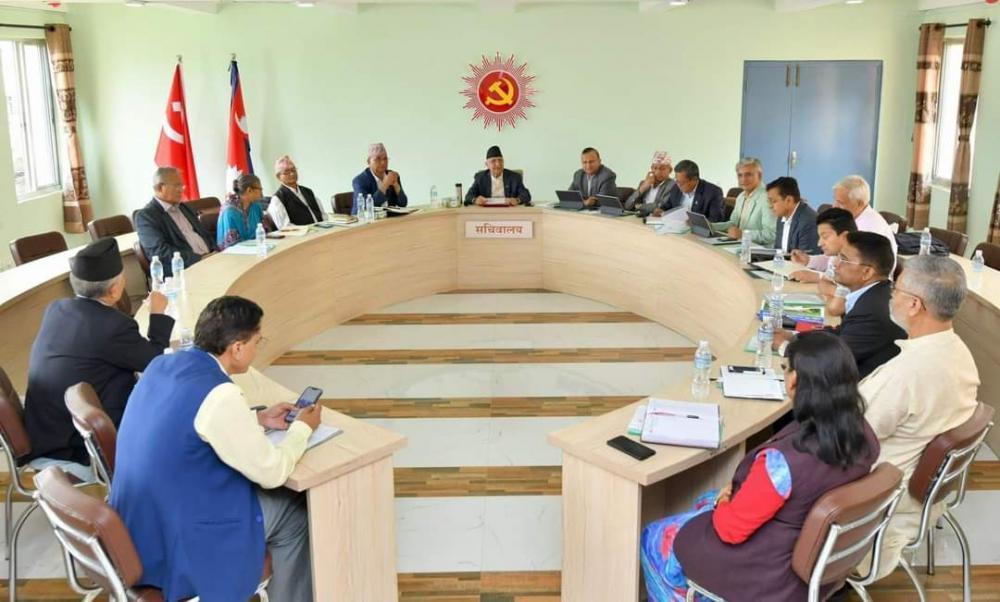 एमाले तत्काल सरकारबाट नबाहिरिने