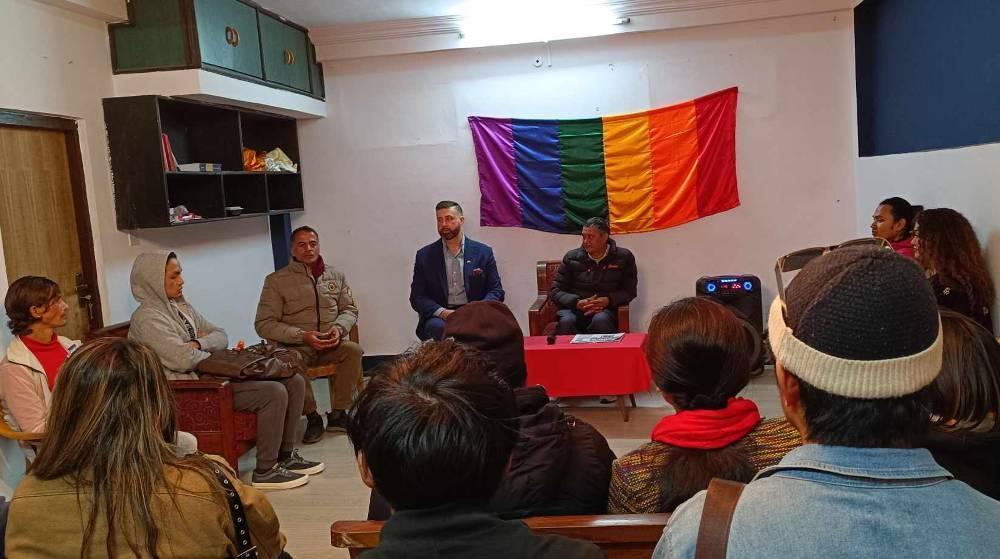 यौनिक तथा लैङ्गिक अल्पसङ्ख्यकको प्रश्न, पाठ्यक्रममा स्थानीय भाषा खोइ?