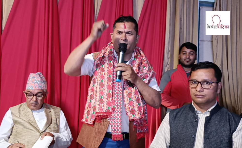 श्रेष्ठको नेतृत्वमा एक सयकाे हाराहारीमा एमालेमा प्रवेश