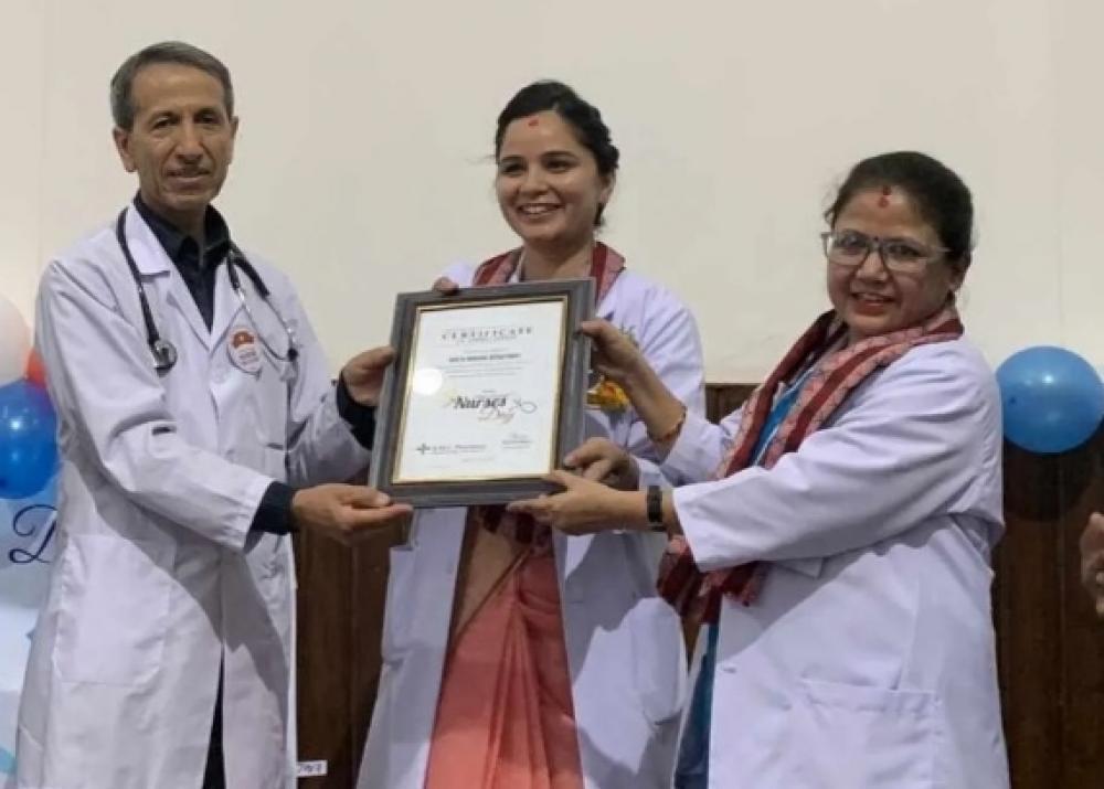 अन्तर्राष्ट्रिय नर्सिङ दिवसको अवसरमा नेपाल मेडिकल कलेजद्वारा नर्सहरूलाइ सम्मान ।