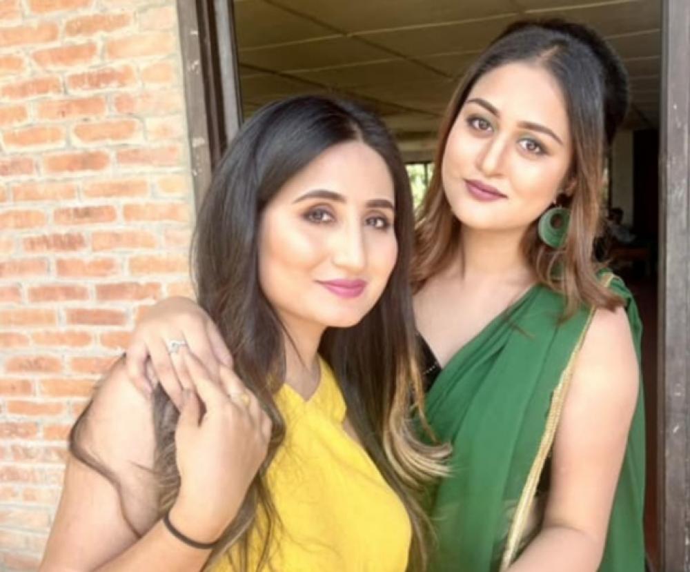 अन्जु पन्तकाे छाेरी परिताेषिका फिल्म खेल्ने तयारी गर्दै ।