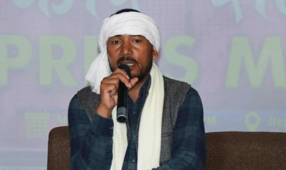 राष्ट्रिय थारू कलाकार मञ्चले विश्व संगीत दिवसको अवसरमा काठमाडौंमा बृहत साँस्कृतिक कार्यक्रम गर्दै ।